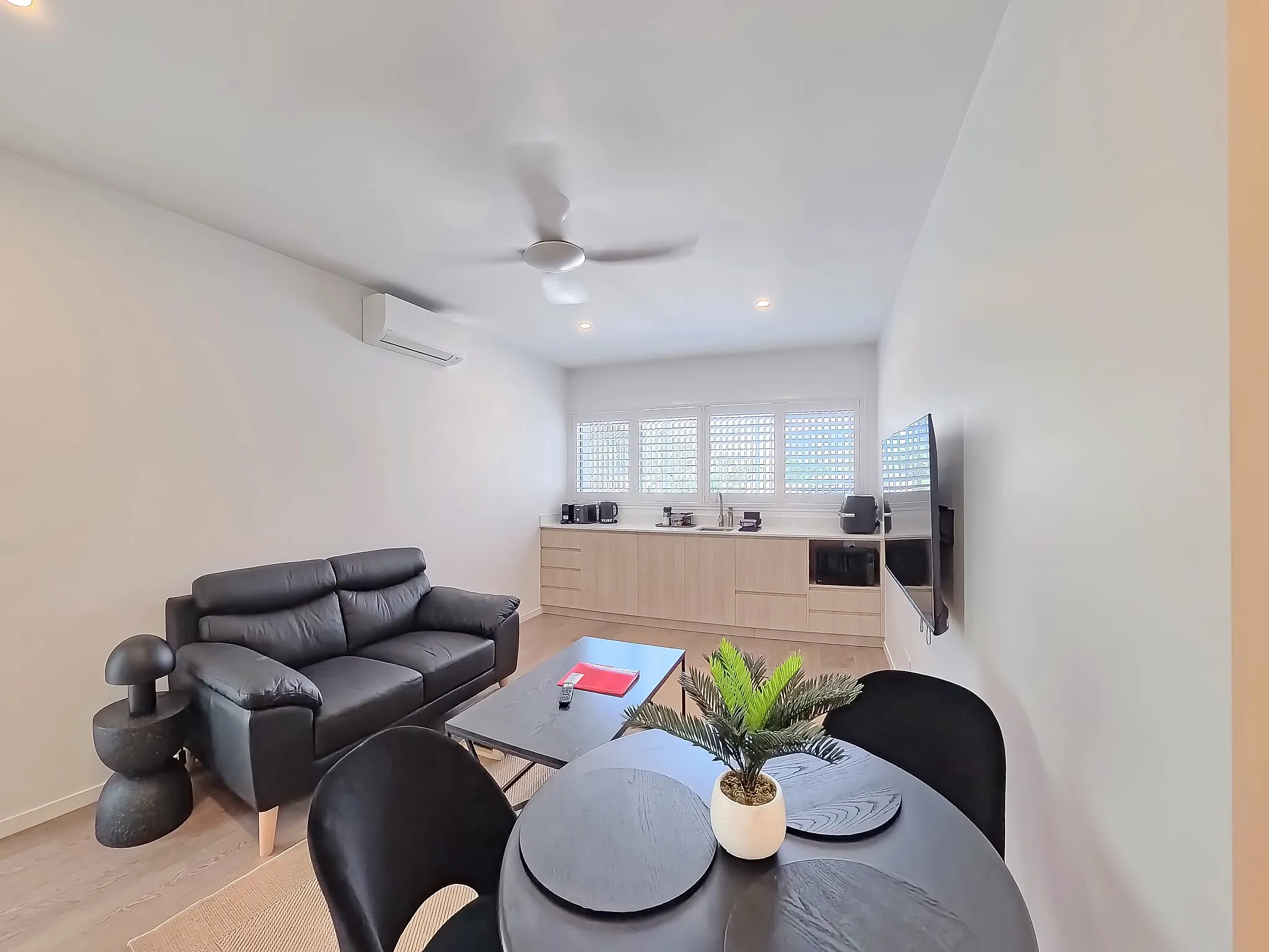 Mermaid Beach Unit 3 living area alternative view