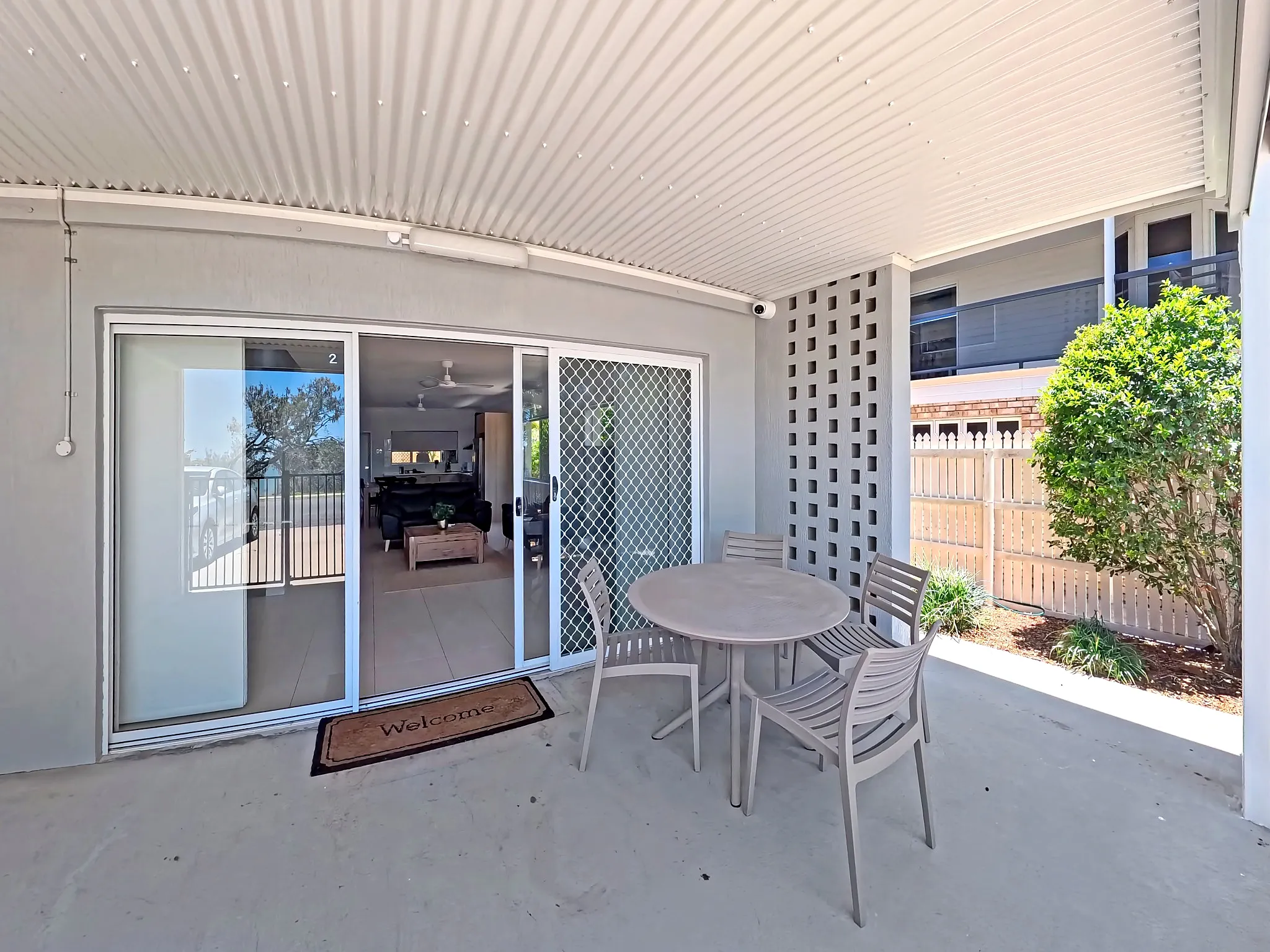 Yeppoon Unit 2 covered patio